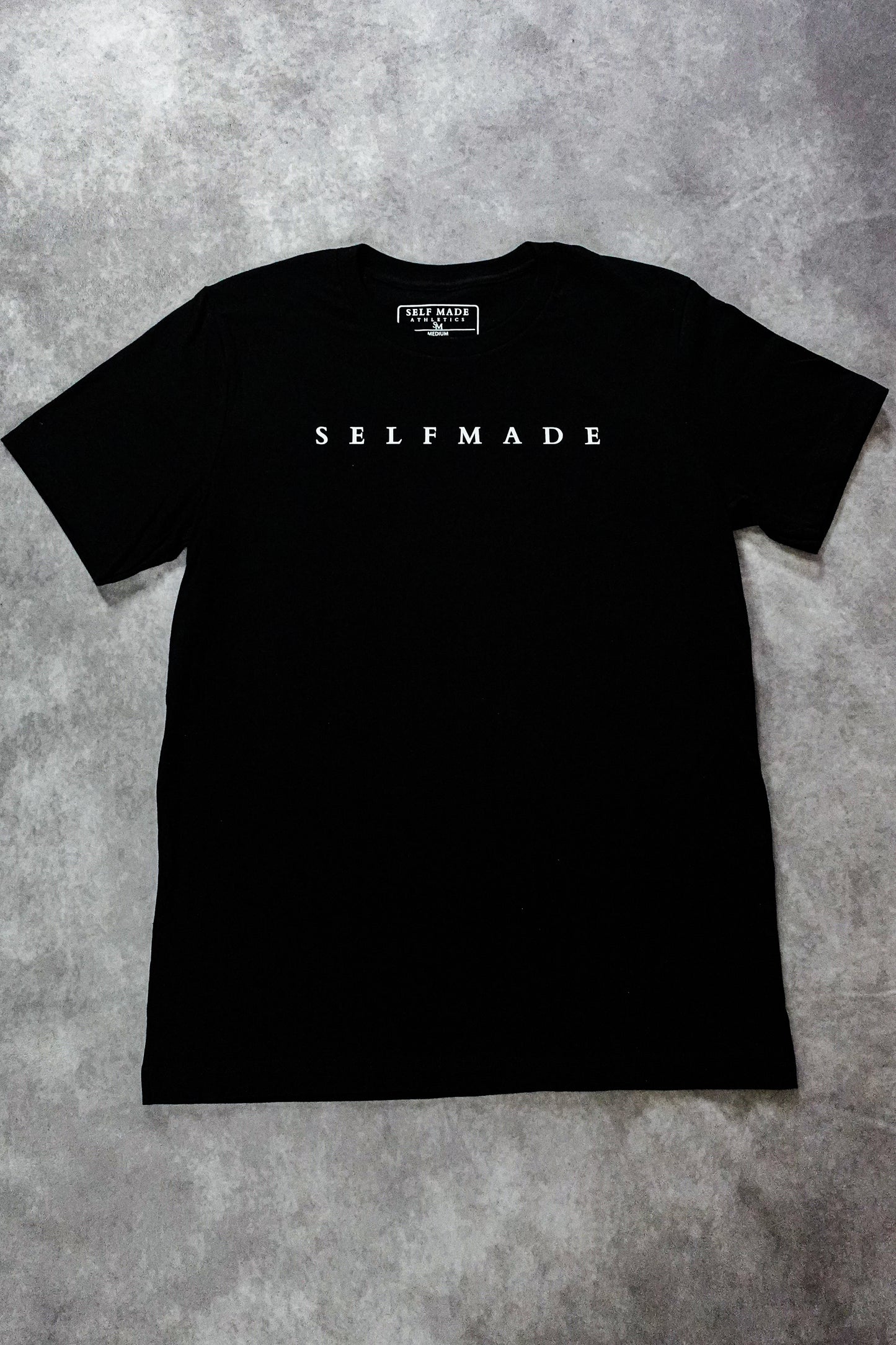 Minimal Tee in Black & White